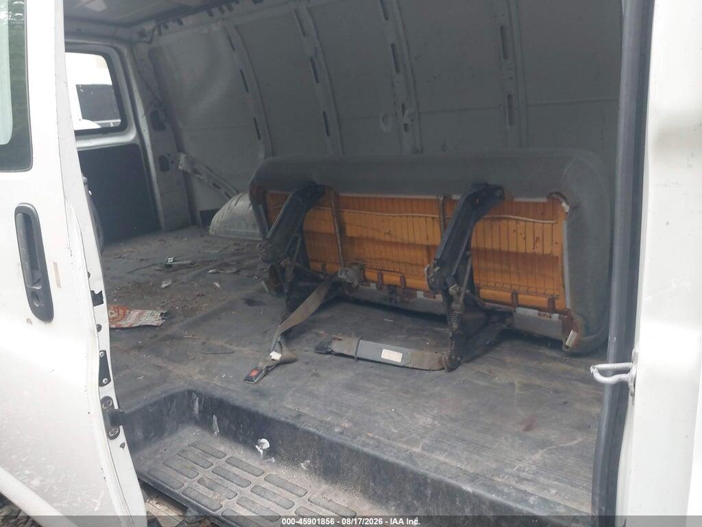 1GTW7GCG5B1147323 2011 GMC SAVANA 2500 photo no. 8
