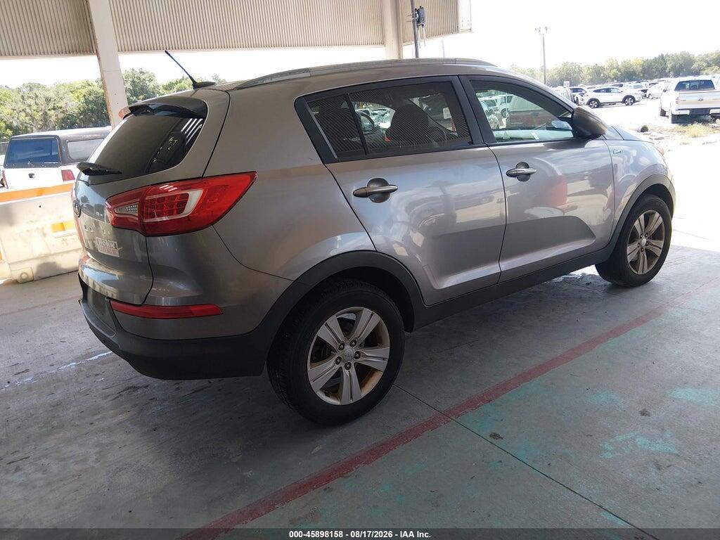 KNDPBCA25B7172190 2011 KIA SPORTAGE photo no. 4