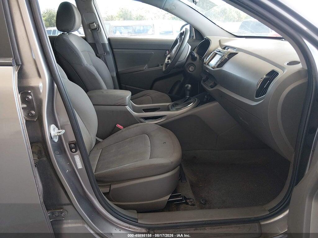 KNDPBCA25B7172190 2011 KIA SPORTAGE photo no. 5