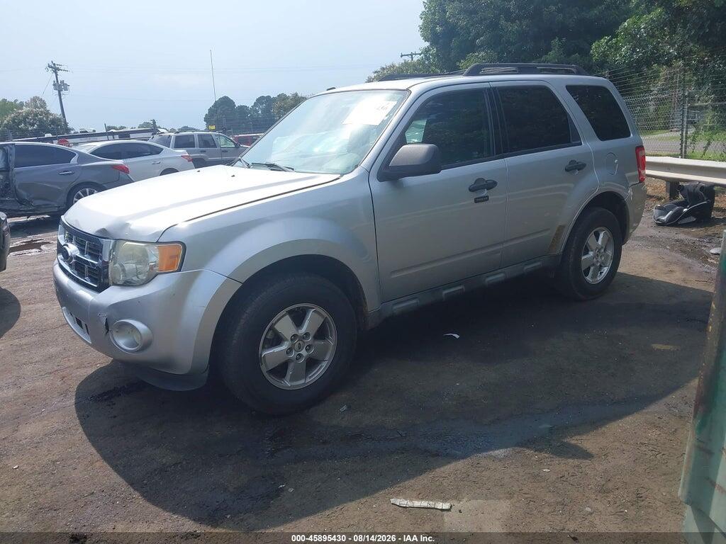 1FMCU0D77BKC48774 2011 FORD ESCAPE photo no. 2