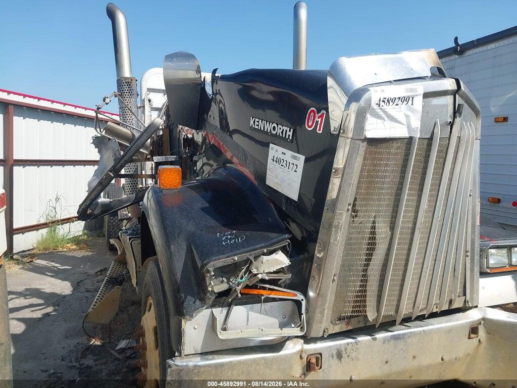 2011 KENWORTH CONSTRUCTION 1XKWD49X6BJ285875