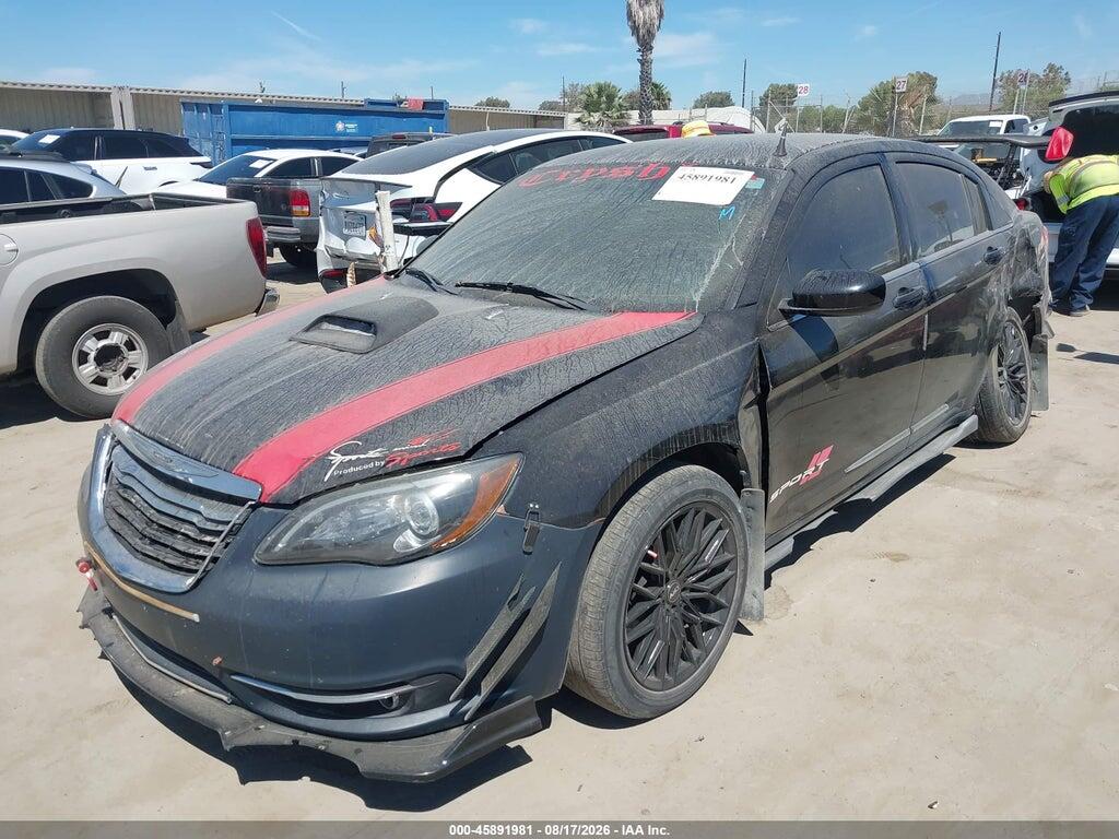 1C3BC8FG6BN599161 2011 CHRYSLER 200 photo no. 2