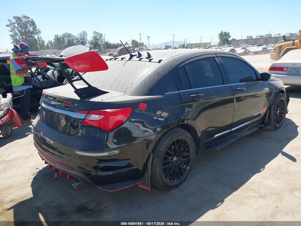 1C3BC8FG6BN599161 2011 CHRYSLER 200 photo no. 4