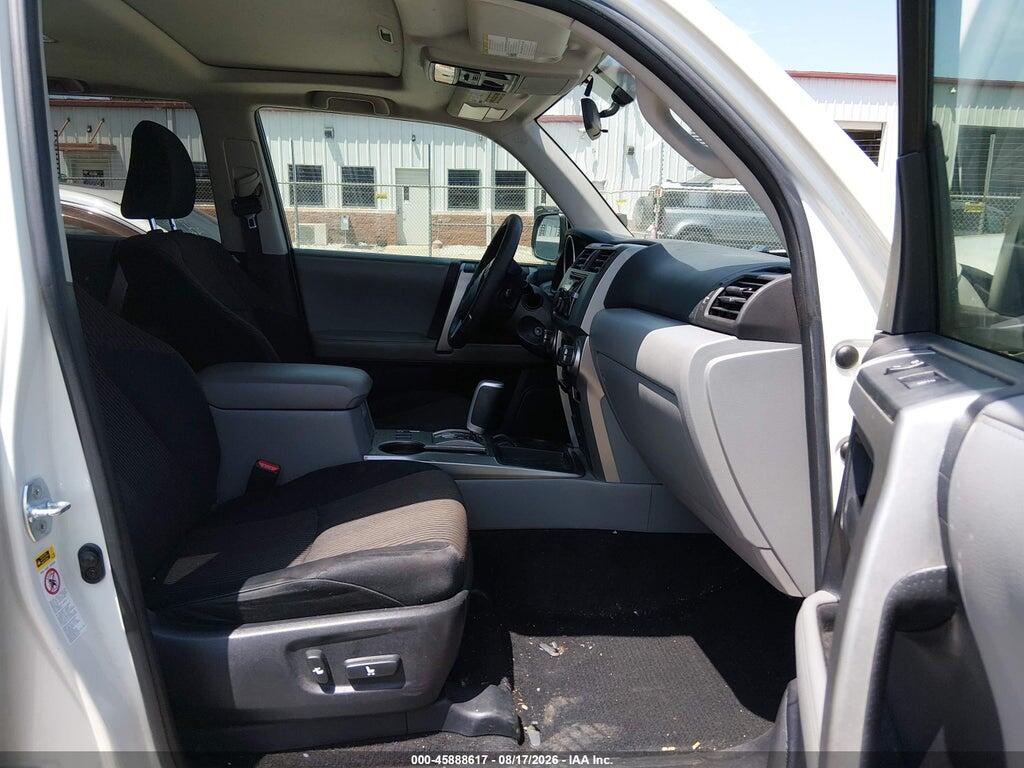 JTEZU5JR0B5023835 2011 TOYOTA 4RUNNER photo no. 5