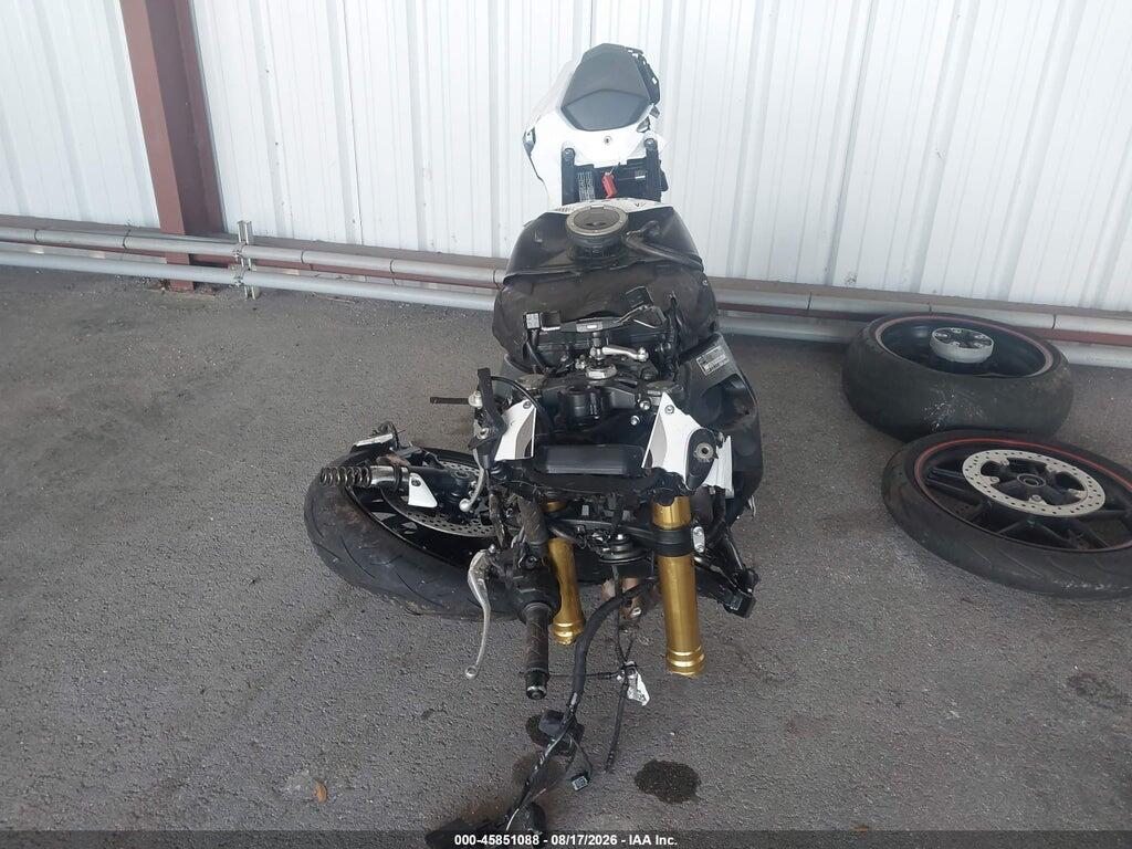 JH2SC7718TK900023 2026 HONDA CBR1000 photo no. 5