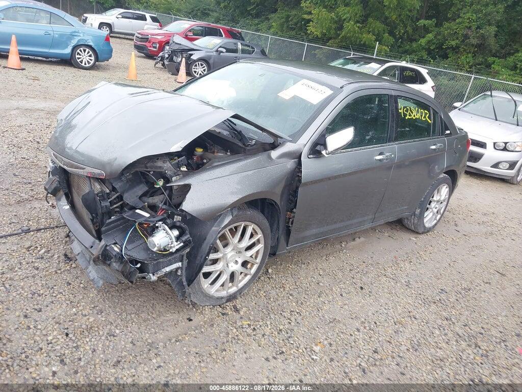 1C3BC2FB0BN582373 2011 CHRYSLER 200 photo no. 2