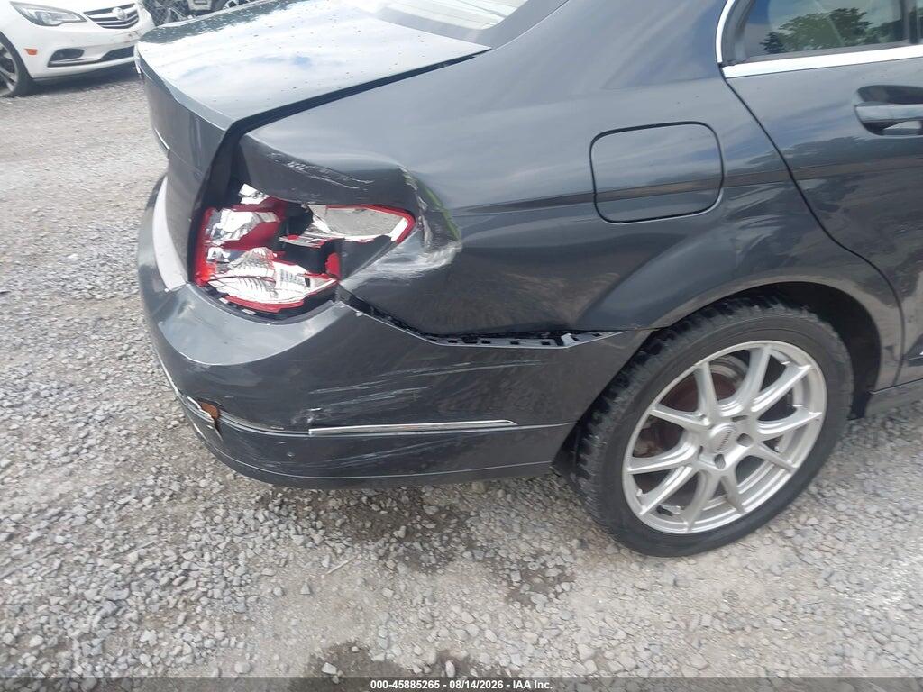 WDDGF8BB6BR150080 2011 MERCEDES-BENZ C 300 photo no. 6