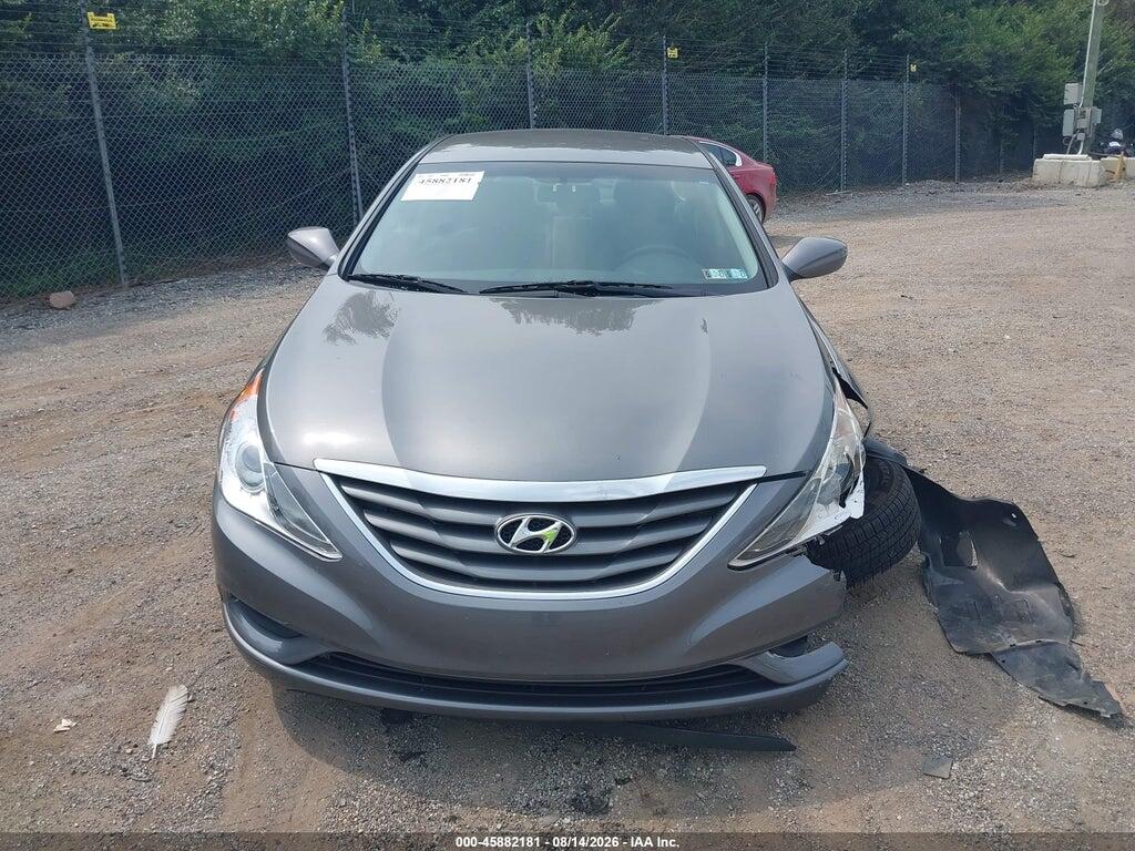 5NPEB4AC2BH111302 2011 HYUNDAI SONATA photo no. 12