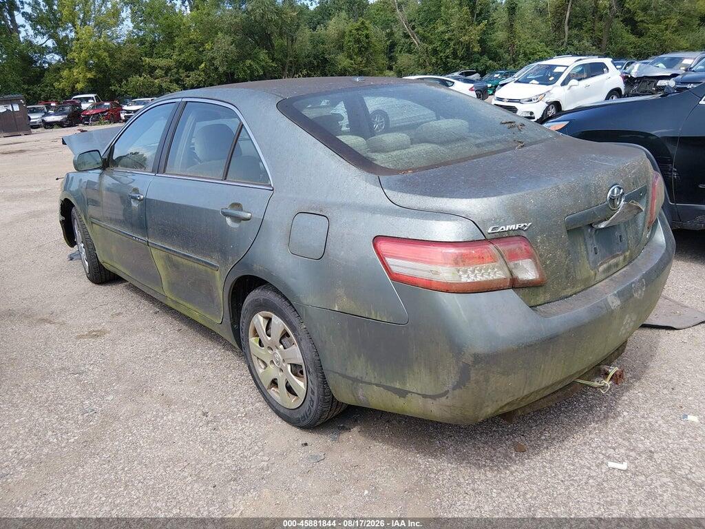 4T1BF3EK4BU710397 2011 TOYOTA CAMRY photo no. 3