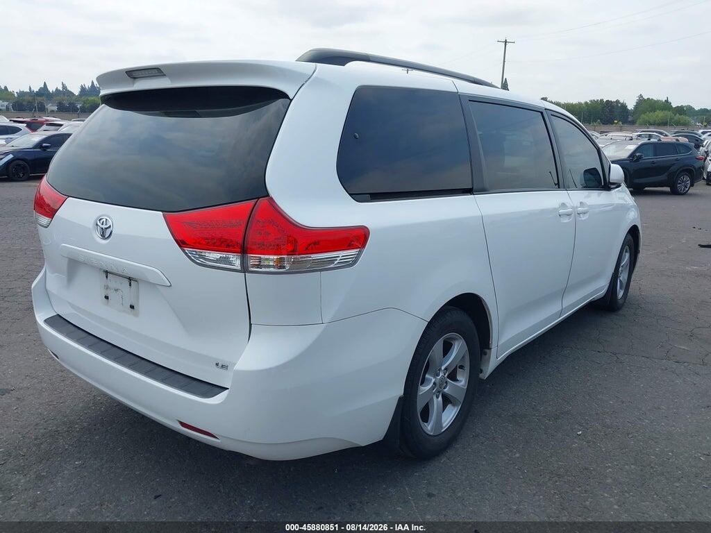 5TDKK3DC2BS002079 2011 TOYOTA SIENNA photo no. 4
