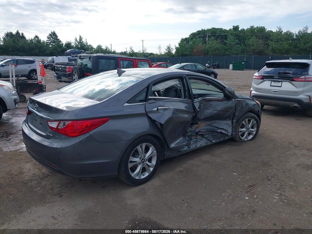 5NPEC4AC9BH293433 2011 HYUNDAI SONATA photo no. 4