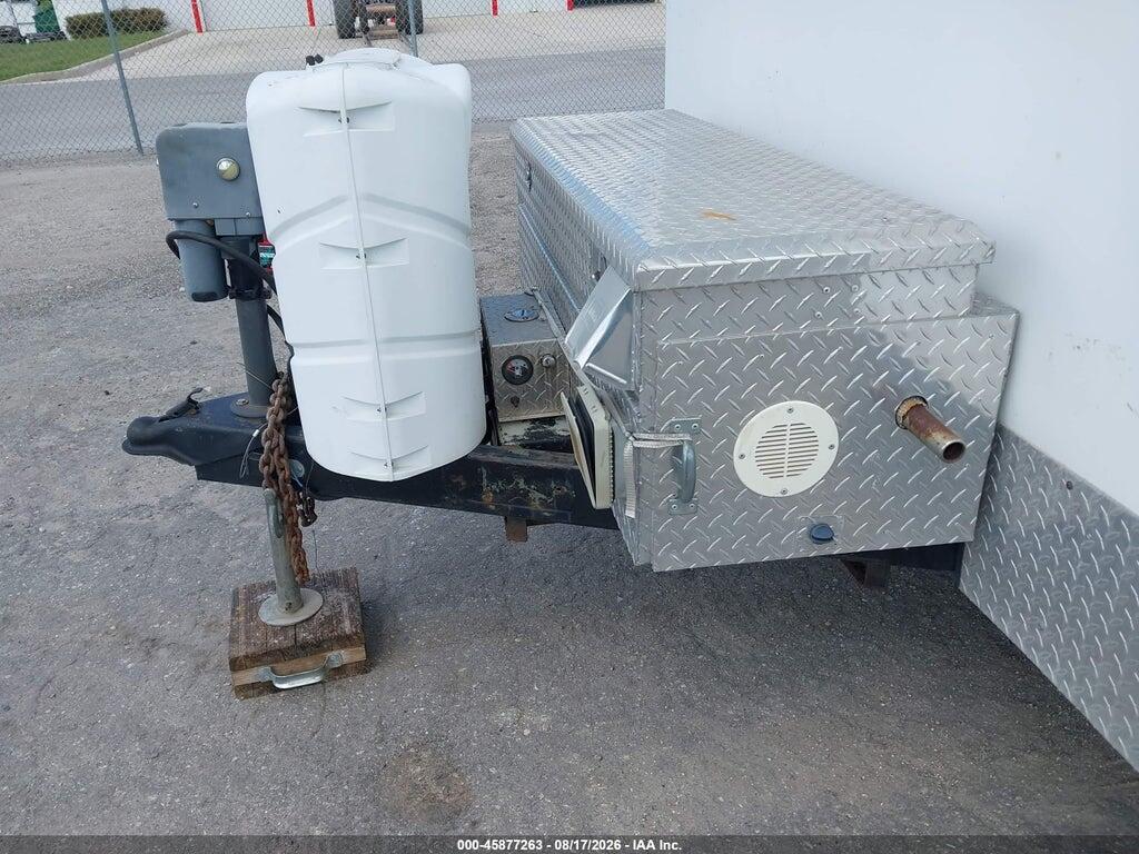 4X4TWPC26BB011460 2011 FOREST RIVER TRAILER photo no. 10
