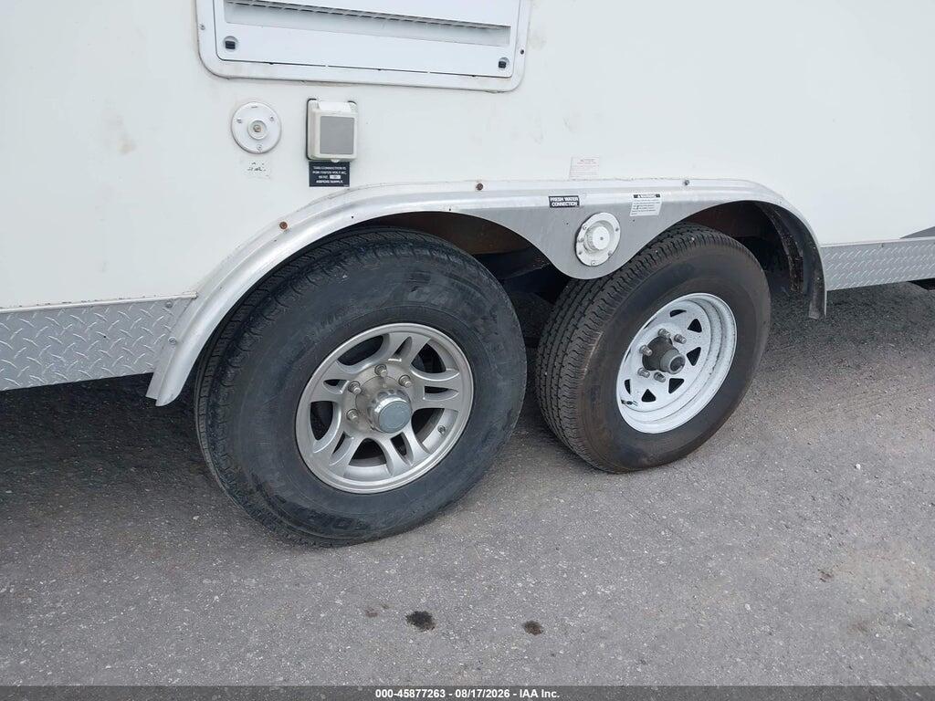 4X4TWPC26BB011460 2011 FOREST RIVER TRAILER photo no. 7