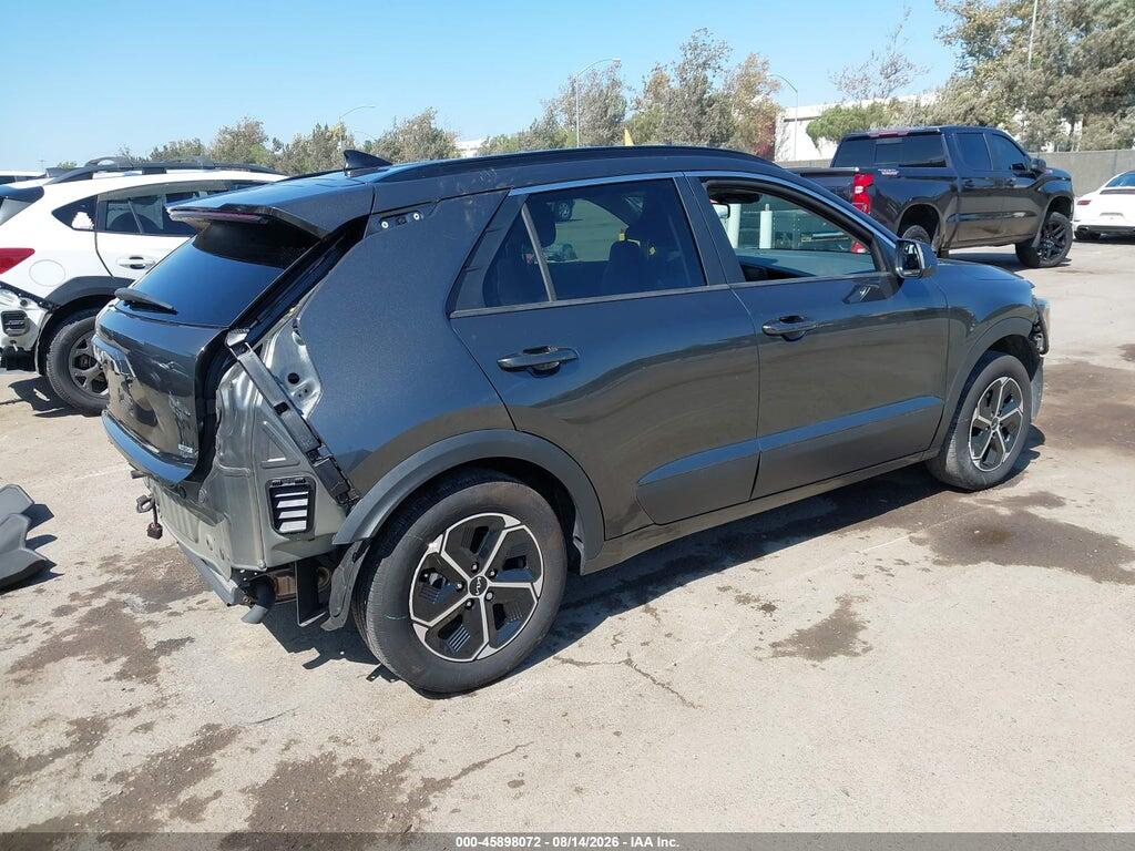 KNDCP3LEXS5272627 2025 KIA NIRO photo no. 4