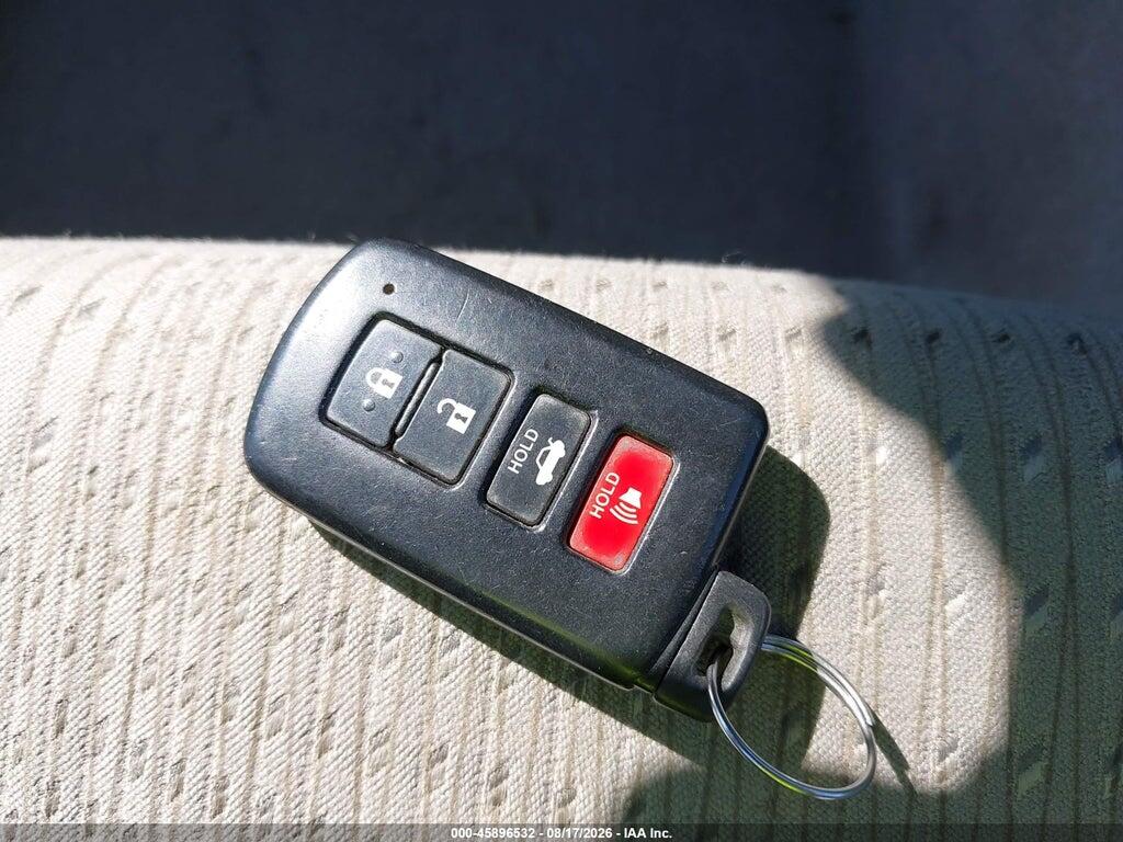 4T1BD1FKXCU063434 2012 TOYOTA CAMRY HYBRID photo no. 11