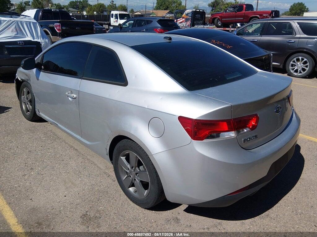KNAFU6A20C5471409 2012 KIA FORTE KOUP photo no. 3