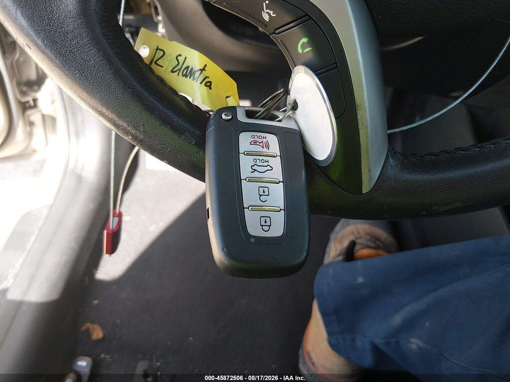 5NPDH4AE5BH051057 2011 HYUNDAI ELANTRA photo no. 11