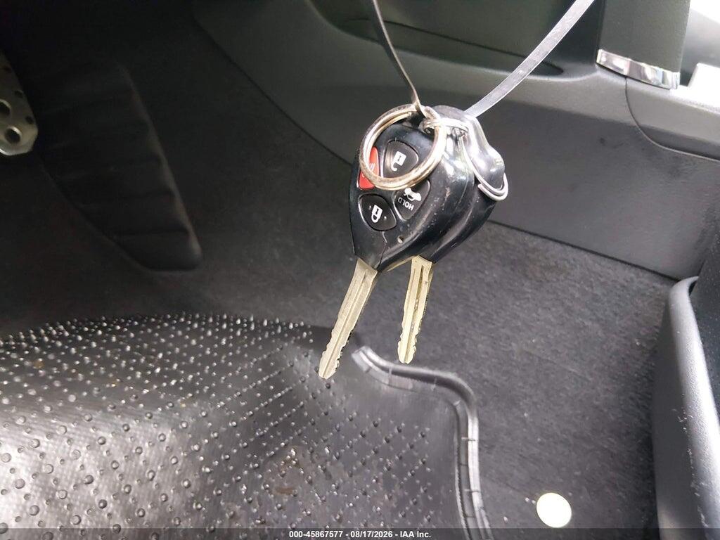 4T1BF3EK6BU642460 2011 TOYOTA CAMRY photo no. 11