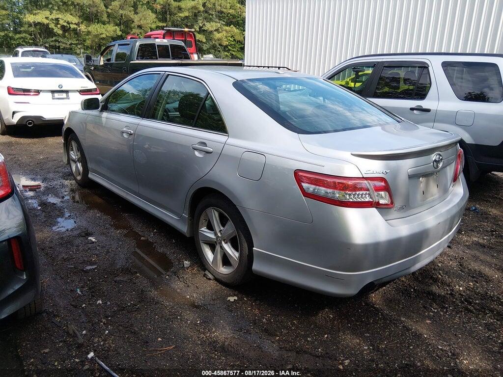 4T1BF3EK6BU642460 2011 TOYOTA CAMRY photo no. 3
