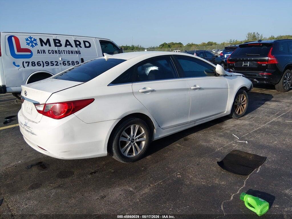 5NPEB4AC9BH019586 2011 HYUNDAI SONATA photo no. 4