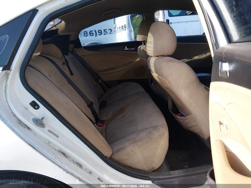 5NPEB4AC9BH019586 2011 HYUNDAI SONATA photo no. 8