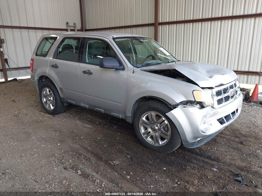 1FMCU9C76AKC27371 2010 FORD ESCAPE photo no. 1