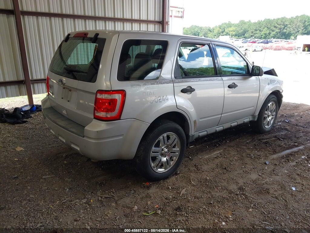 1FMCU9C76AKC27371 2010 FORD ESCAPE photo no. 4