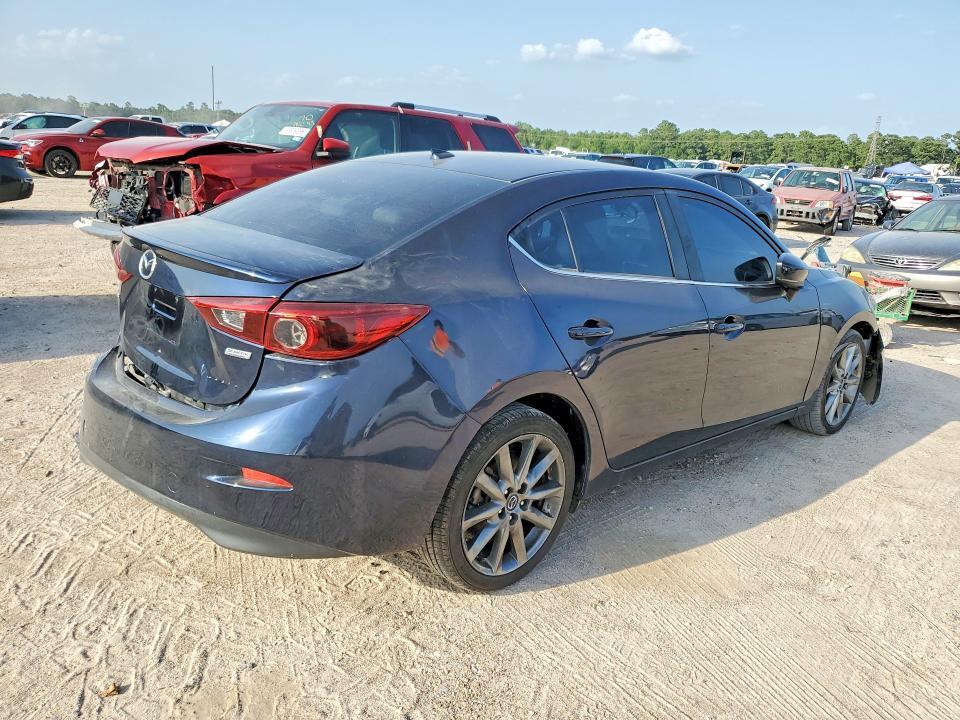 2018 MAZDA 3 GRAND TOURING — Фото 3 из 12