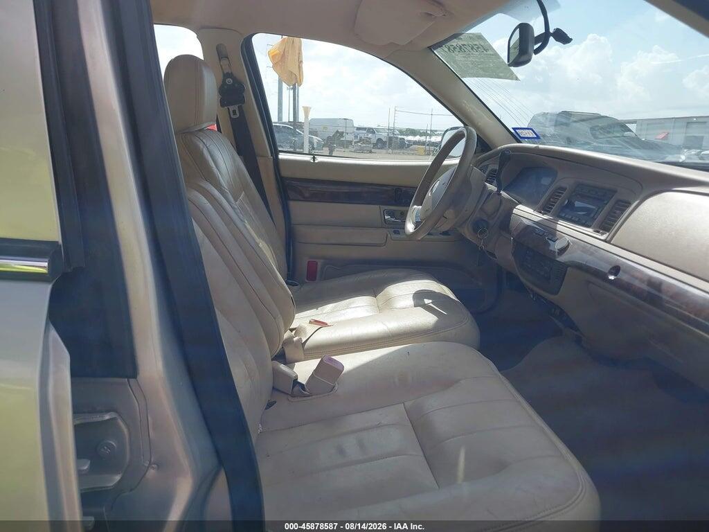 2MEBM7FV7AX612321 2010 MERCURY GRAND MARQUIS photo no. 5