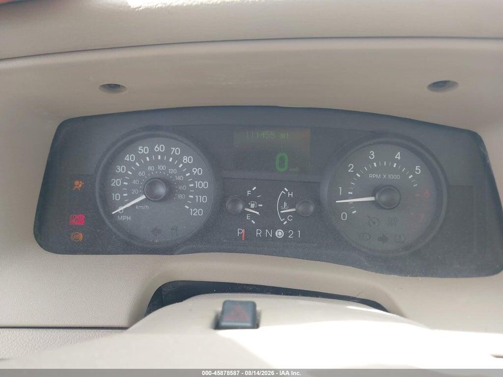 2MEBM7FV7AX612321 2010 MERCURY GRAND MARQUIS photo no. 7