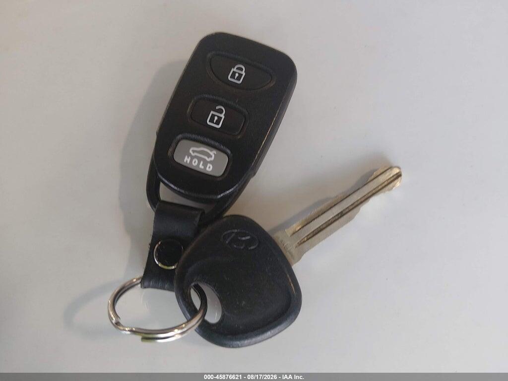 KMHDU4AD1AU050782 2010 HYUNDAI ELANTRA photo no. 11