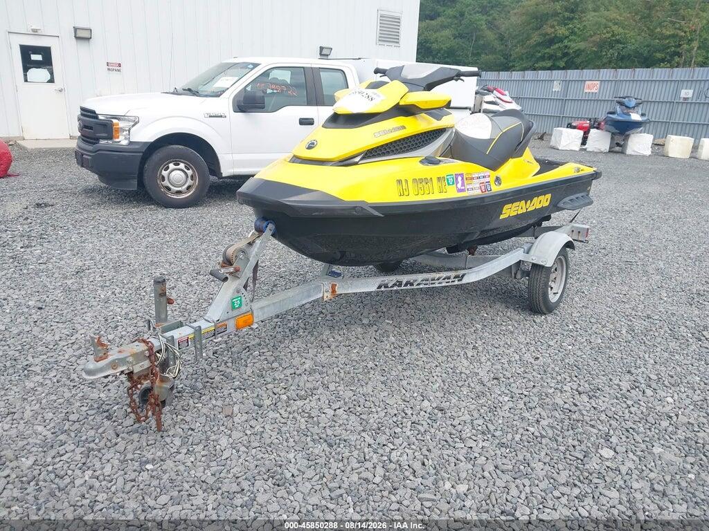 5KTWS141XCF002539 2011 SEADOO GTX 260 photo no. 2