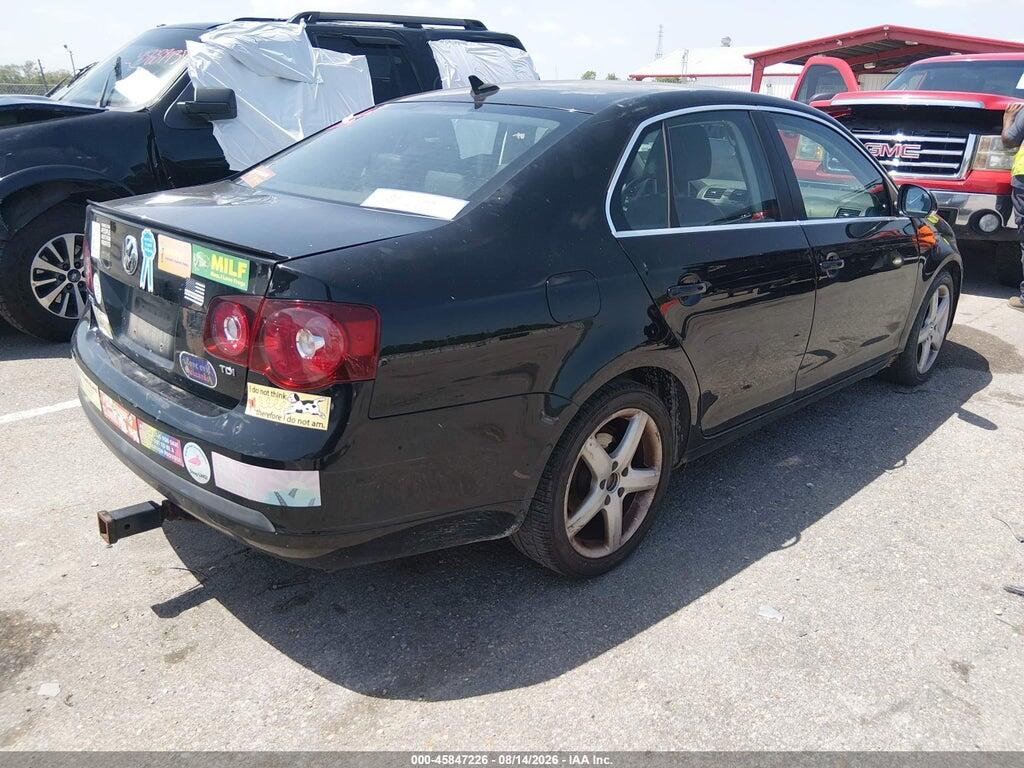 3VWRL7AJ5AM180649 2010 VOLKSWAGEN JETTA photo no. 4