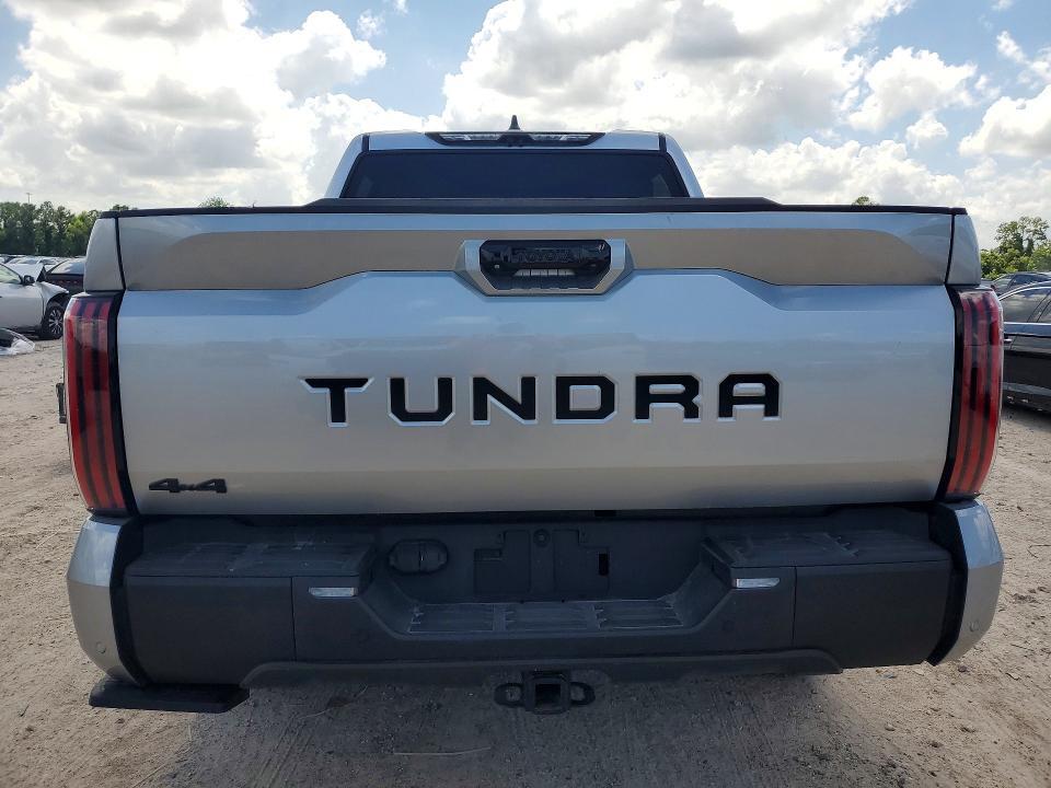 2025 TOYOTA TUNDRA LIMITED — Фото 6 из 12