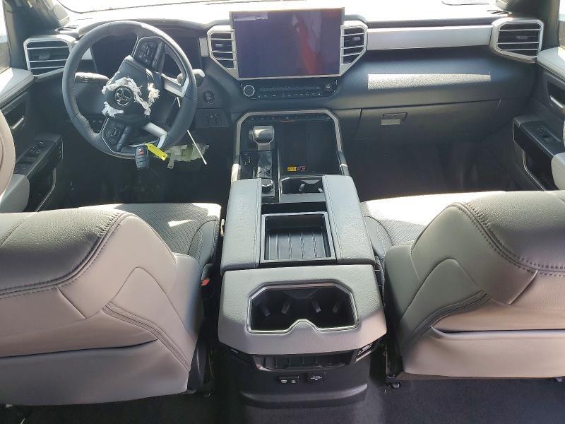 2025 TOYOTA TUNDRA LIMITED — Фото 8 из 12