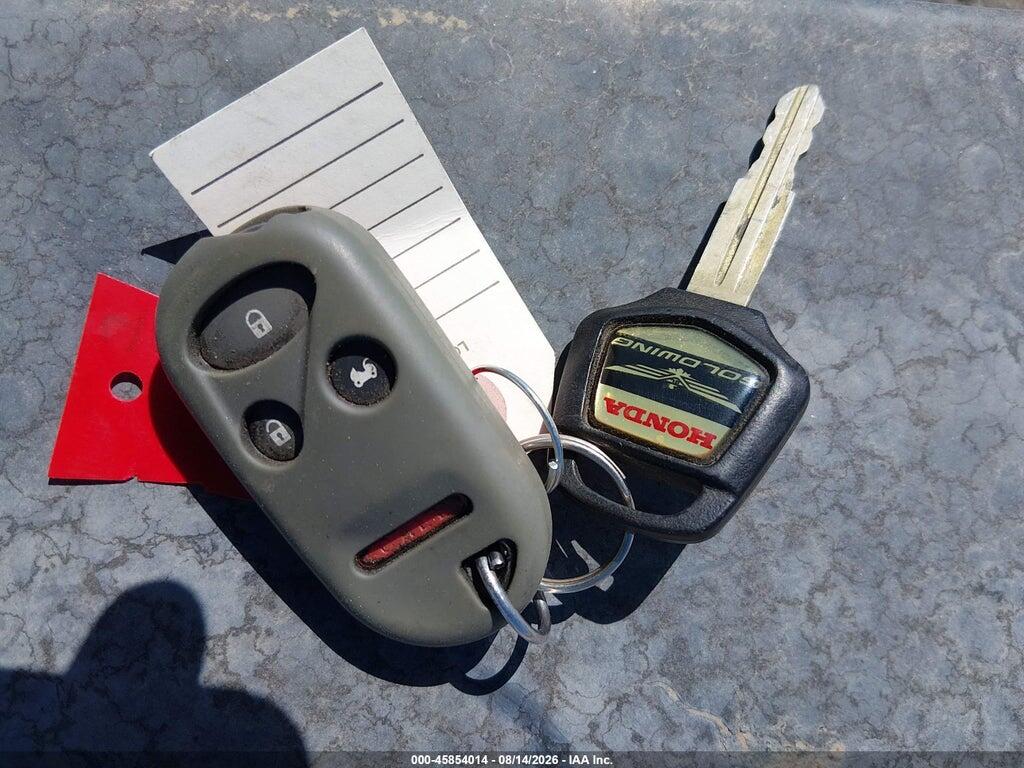 1HFSC47F06A508754 2006 HONDA GL1800 photo no. 11