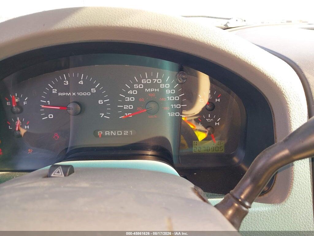 1FTPX14525NA66176 2005 FORD F-150 photo no. 7