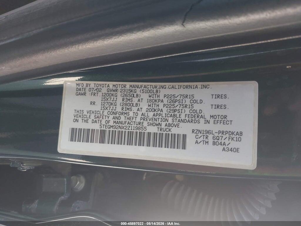 5TEGM92NX2Z119855 2002 TOYOTA TACOMA photo no. 9