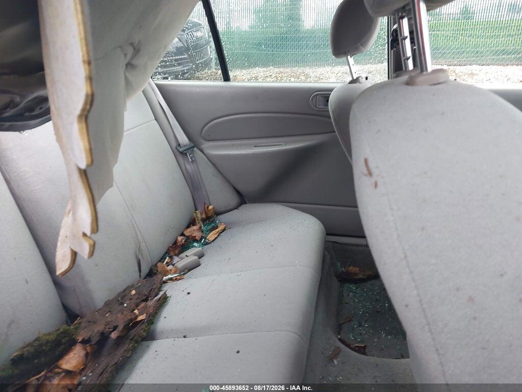 3FAFP13P22R121562 2002 FORD ESCORT photo no. 8