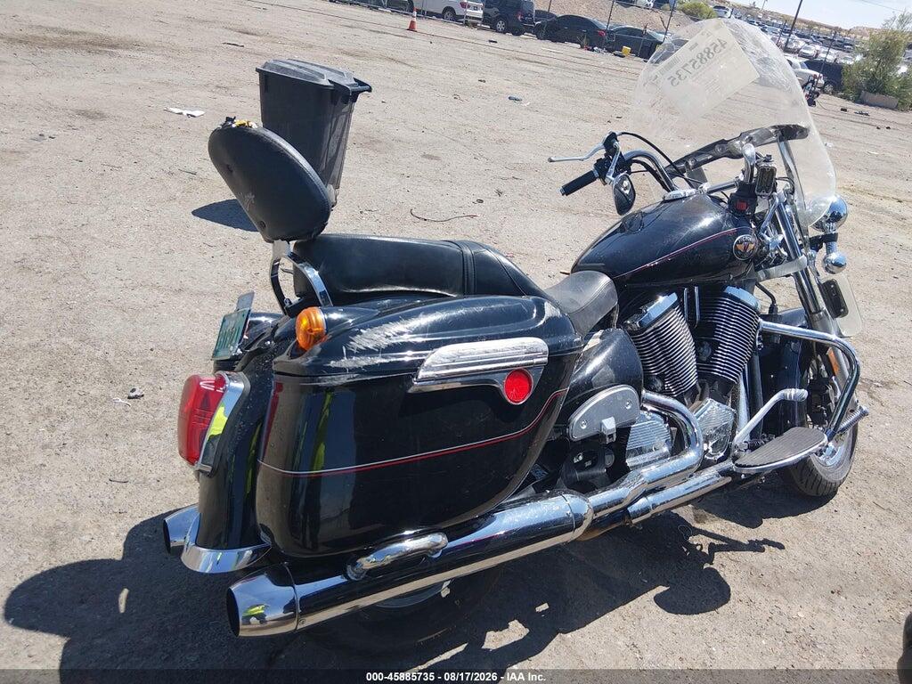 5VPTD16D723001618 2002 VICTORY MOTORCYCLES DELUXE TOURING photo no. 4