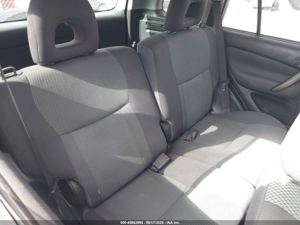 JTEGD20V440015113 2004 TOYOTA RAV4 photo no. 8