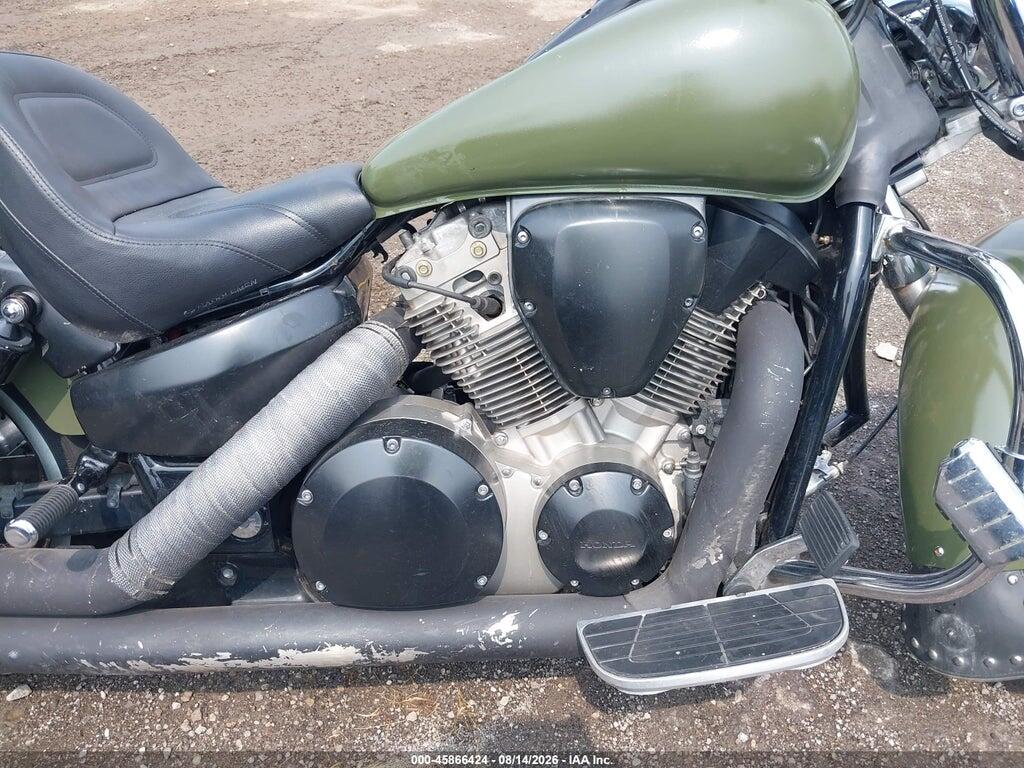 1HFSC52064A106517 2004 HONDA VT1300 photo no. 8