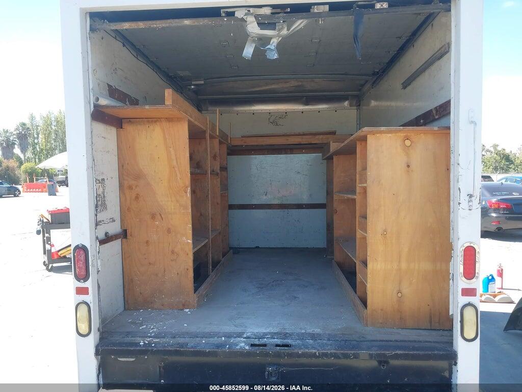 1GDGG31V241901033 2004 GMC SAVANA CUTAWAY photo no. 7