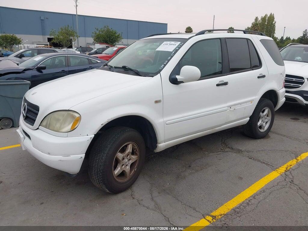 4JGAB54E0YA216689 2000 MERCEDES-BENZ ML 320 photo no. 2