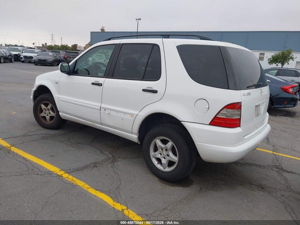 4JGAB54E0YA216689 2000 MERCEDES-BENZ ML 320 photo no. 3