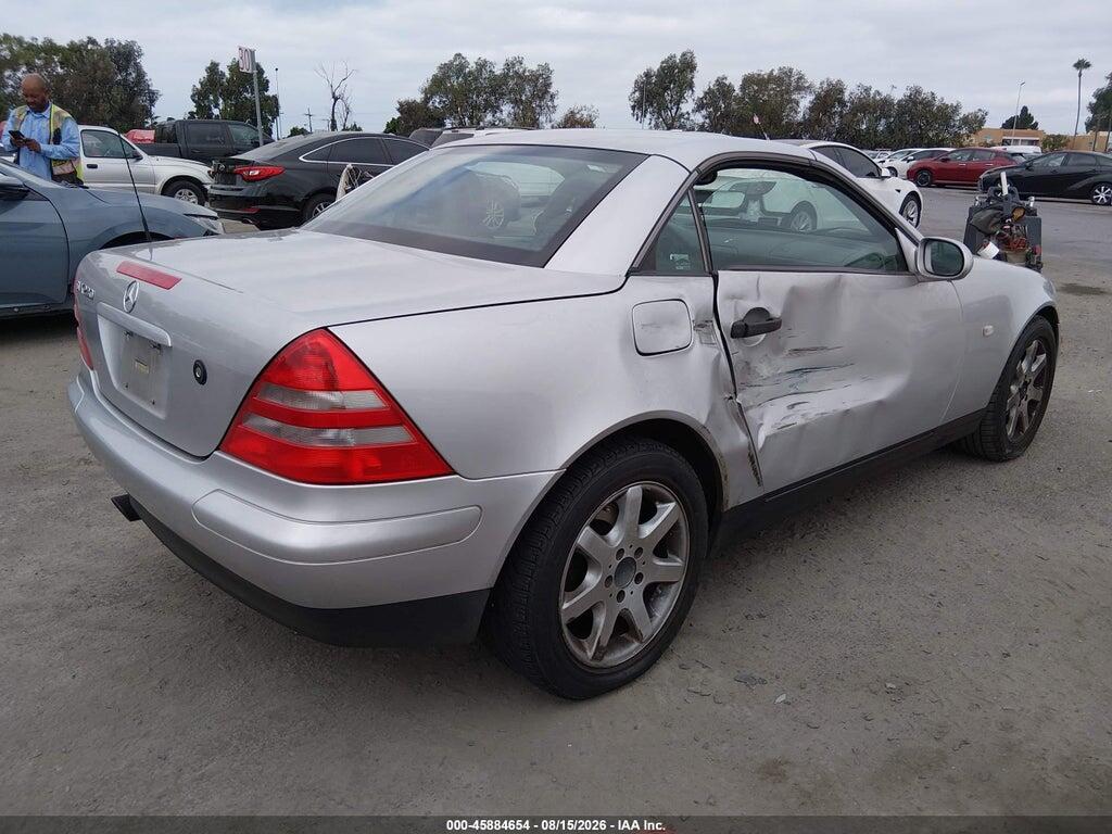 WDBKK47F0XF095038 1999 MERCEDES-BENZ SLK 230 photo no. 4
