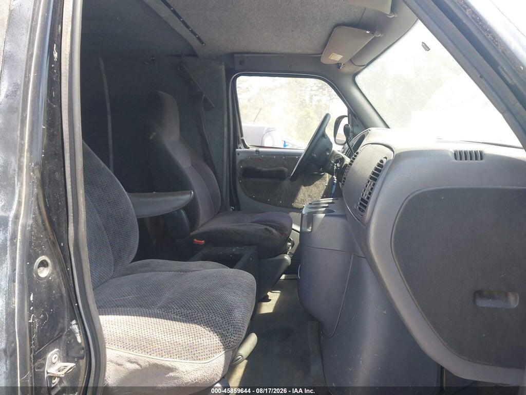 2B7HB11Y4XK534005 1999 DODGE RAM VAN 1500 photo no. 5