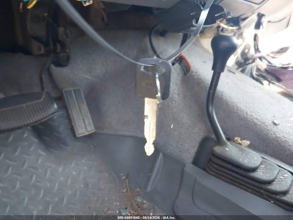 1FTHX26GXTEB59629 1996 FORD F250 photo no. 11