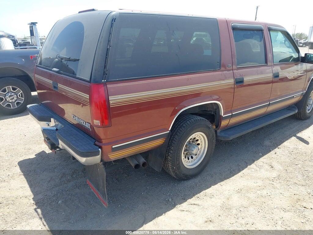 3GNGC26J2WG136255 1998 CHEVROLET SUBURBAN 2500 photo no. 4