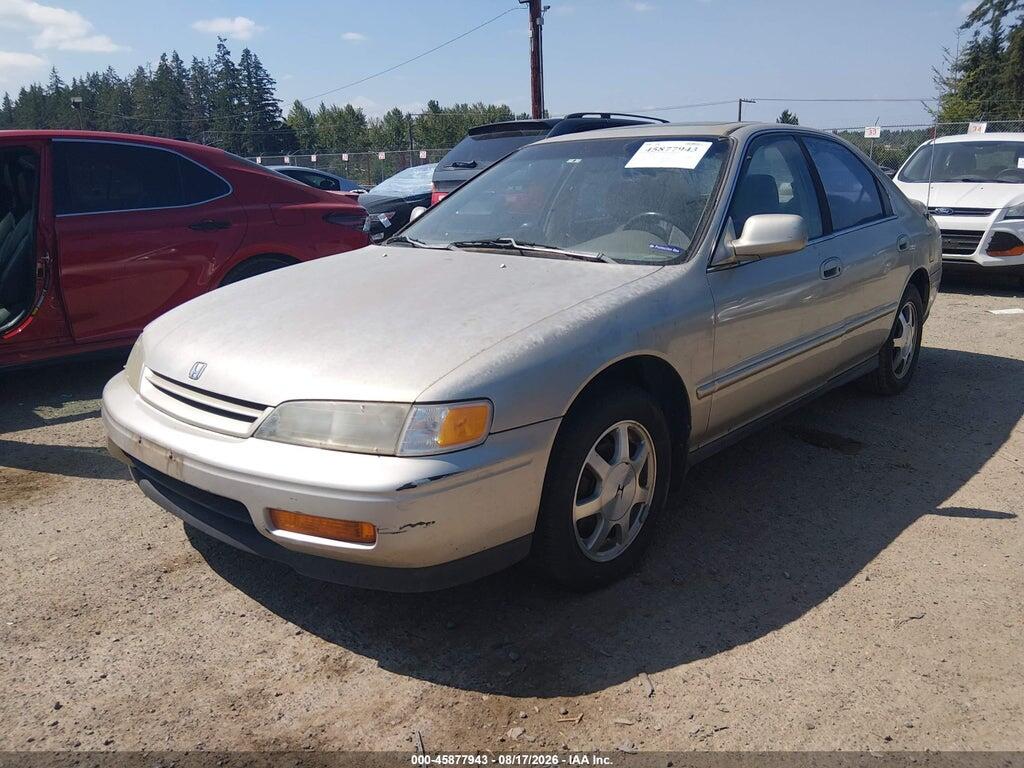 1HGCD5652SA146447 1995 HONDA ACCORD photo no. 2
